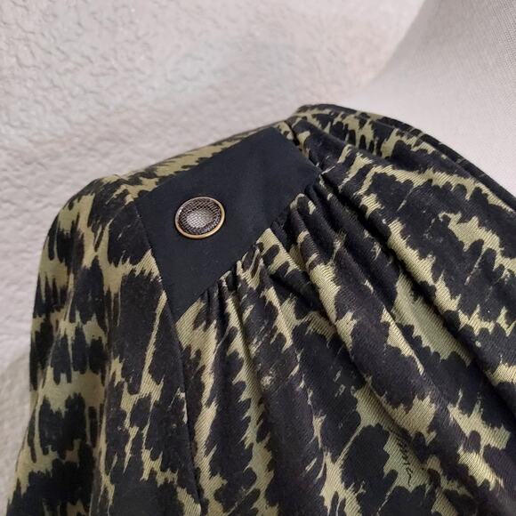 Trina Turk Green & Black Animal Print Shift Dress Size 4 - Picture 5 of 12
